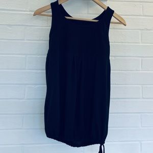 M **$5 w/Bundle** Top w/Built-in Bra (TWO AVAILABLE!)